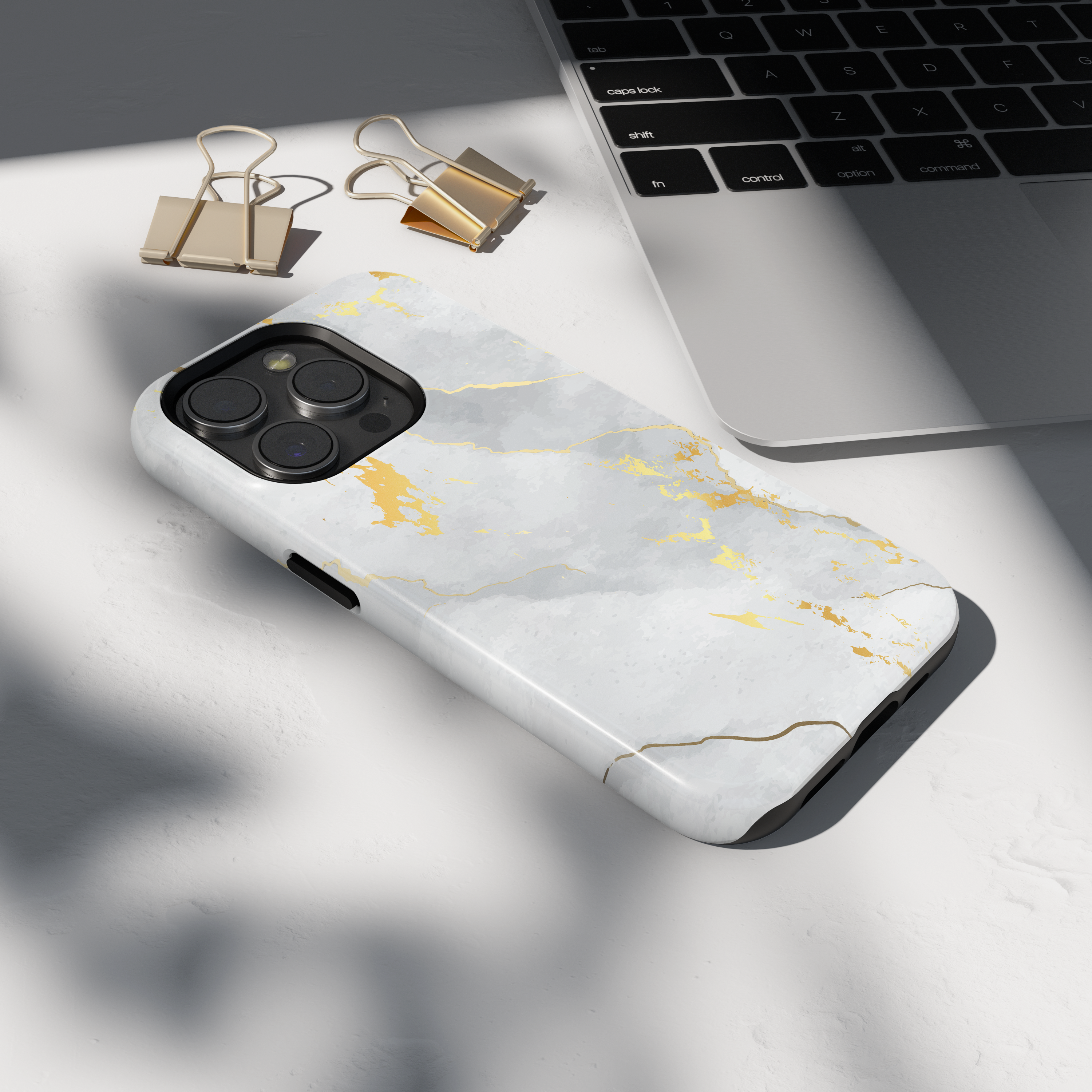 Case iPhone - БЯЛО ЗЛАТО